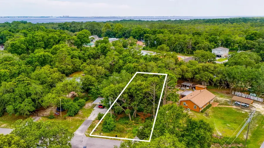 16 Crestview Street, Niceville, FL 32578 - #2