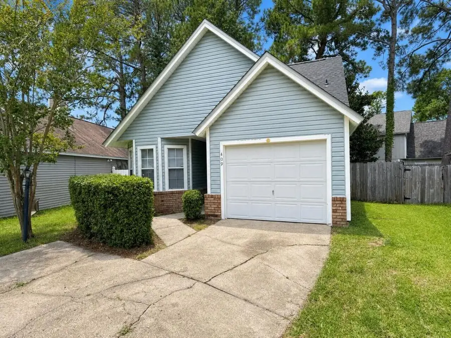 409 Heritage Court, Fort Walton Beach, FL 32547 - #3