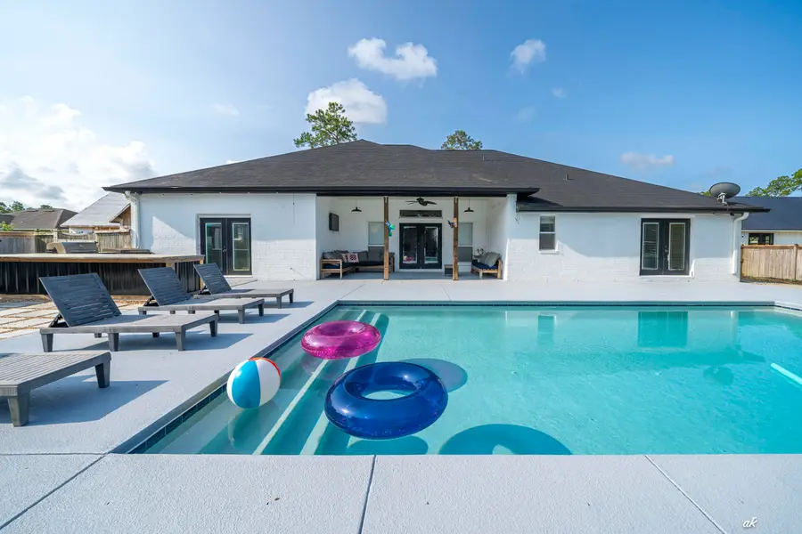 221 White Oaks Boulevard, Southport, FL 32409 - #3