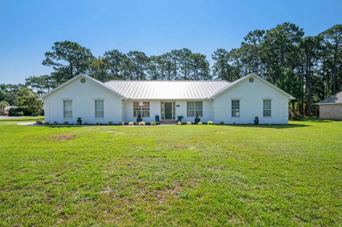 201 Yacht Club Drive, Niceville, FL 32578 - #1