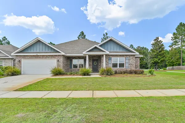 18 W Sky Way, Freeport, FL 32439