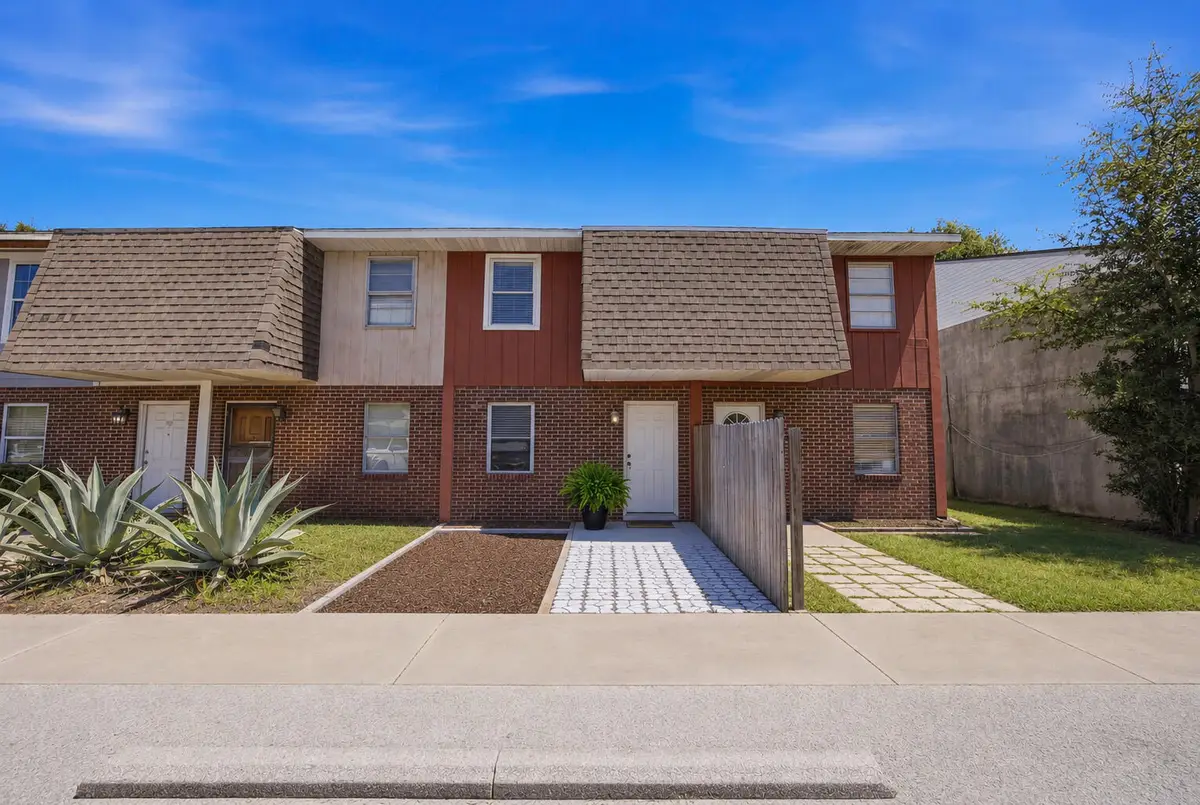 145 4th Avenue #C2, Shalimar, FL 32579 - #1
