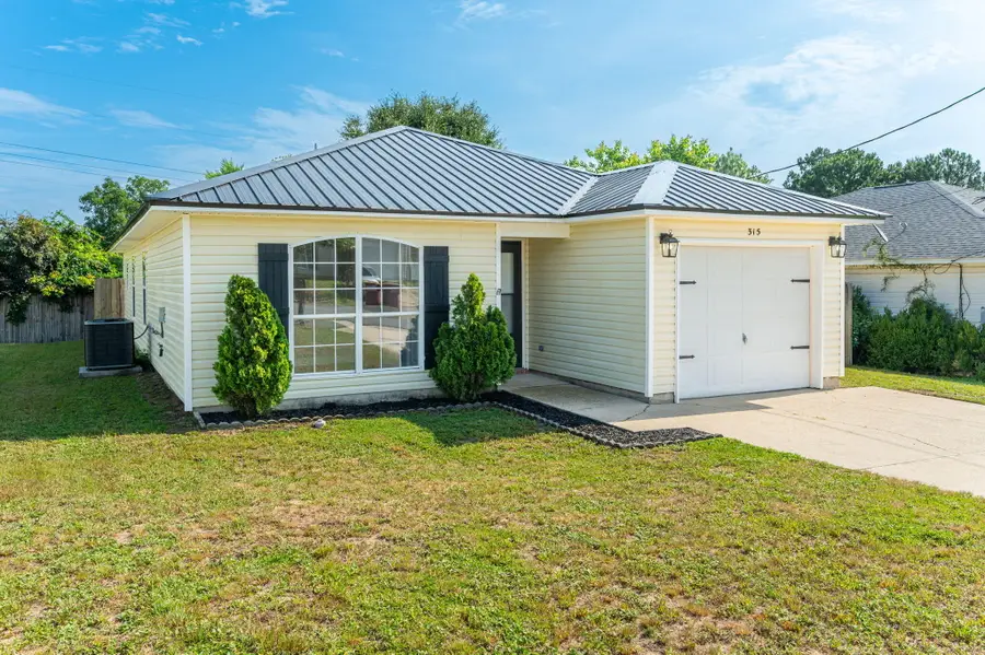 315 Apple Drive, Crestview, FL 32536 - #2