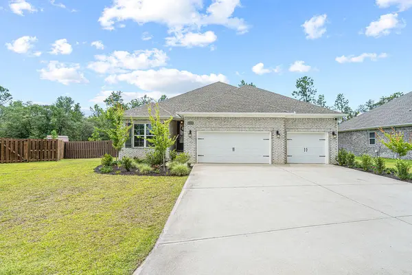 9051 Bird Song Circle, Milton, FL 32583