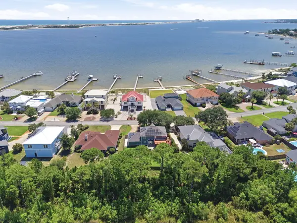 159 Shoreline Drive, Mary Esther, FL 32569