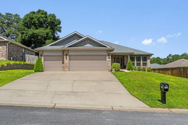 3019 Crown Creek Circle, Crestview, FL 32539