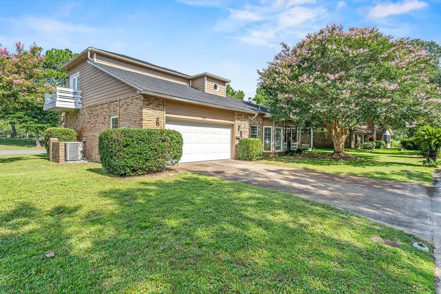 895 Shalimar Court, Shalimar, FL 32579 - #2