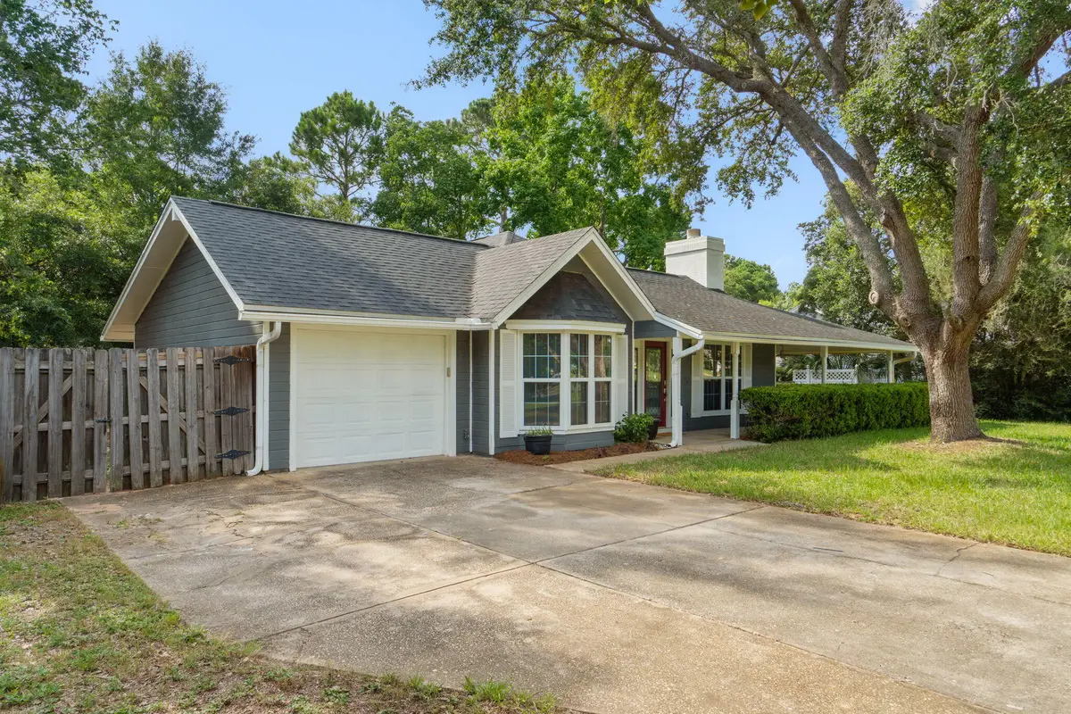 2181 Calle De Castelar, Navarre, FL 32566 - #1