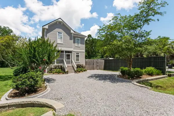 187 N 7th Street, Santa Rosa Beach, FL 32459