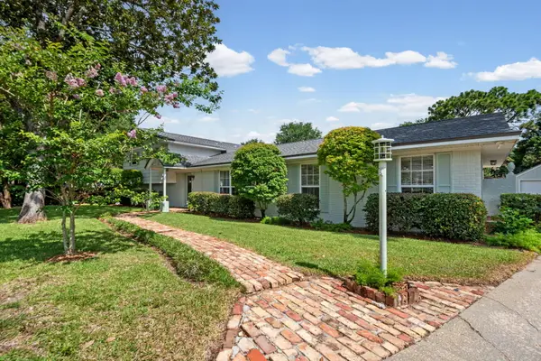 5 Maple Avenue, Shalimar, FL 32579