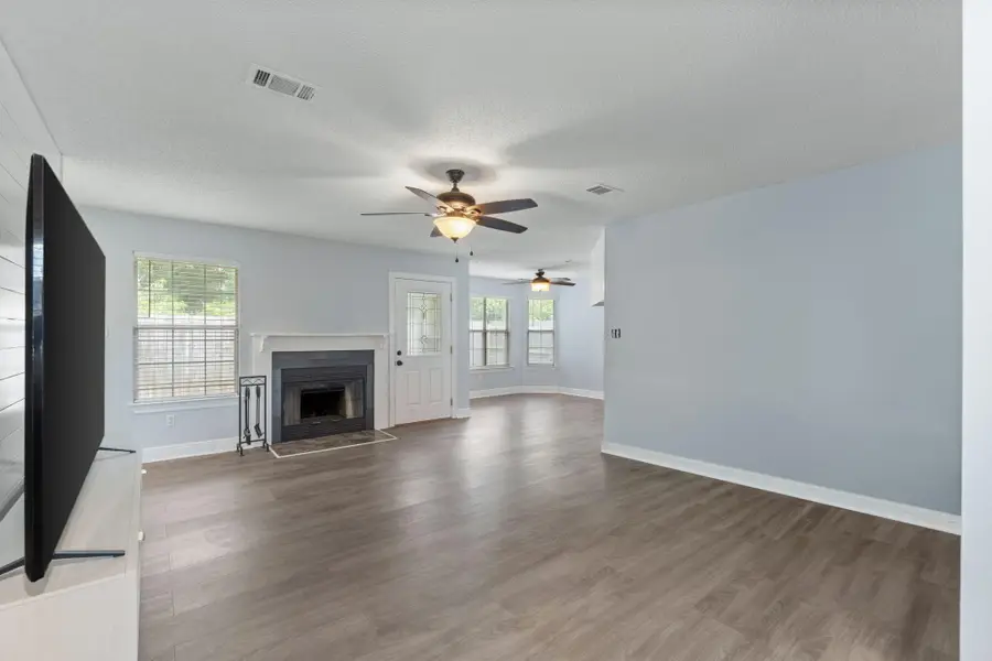 946 Emily Circle, Fort Walton Beach, FL 32547 - #3