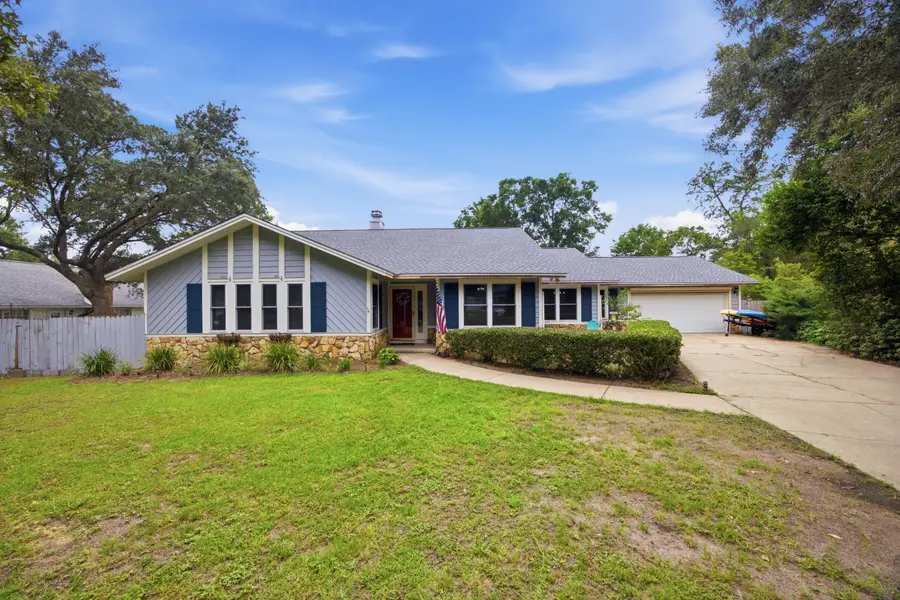 406 Greenwood Way, Niceville, FL 32578 - #3