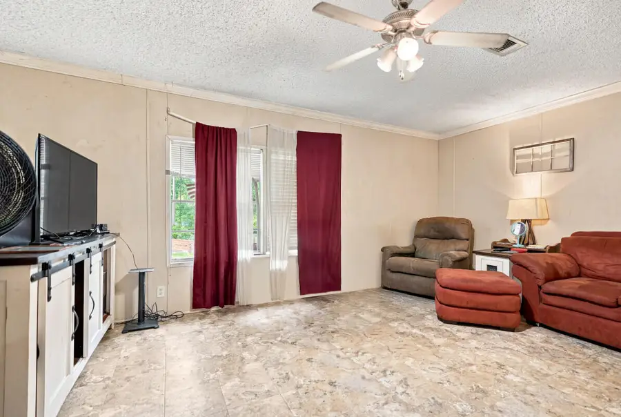 1073 Kings Lake Boulevard, Defuniak Springs, FL 32433 - #3