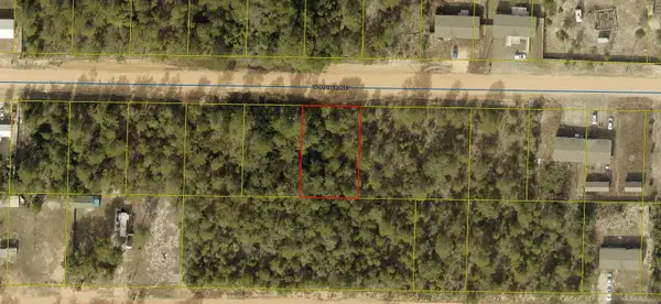 9 W Juniper Avenue, DeFuniak Springs, FL 32433