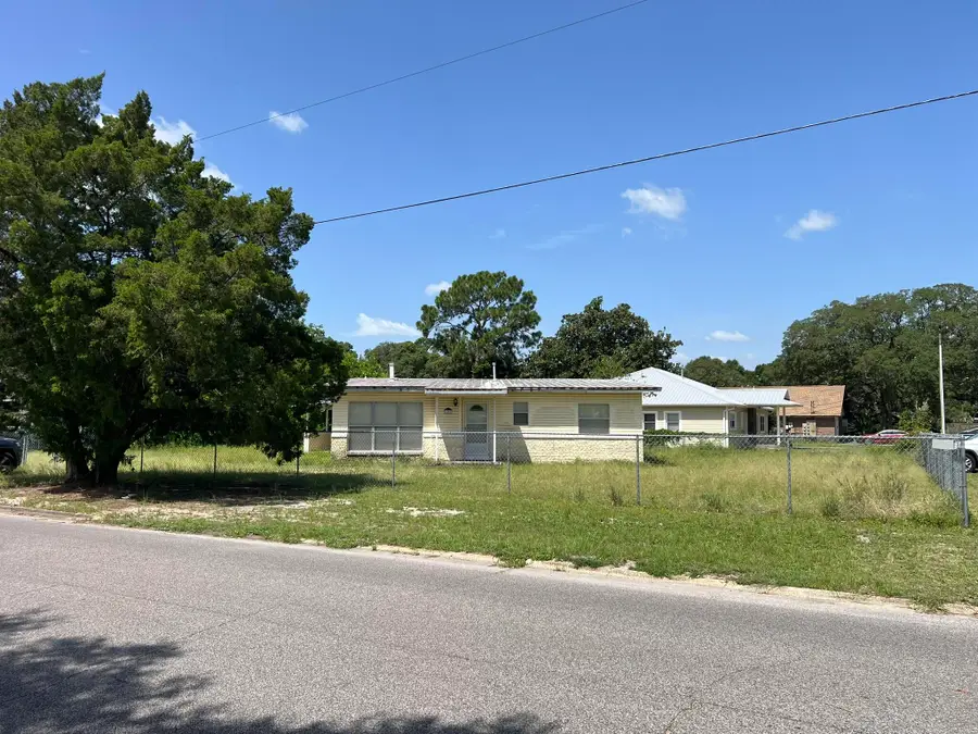 122 Thornhill Road, Fort Walton Beach, FL 32547 - #2