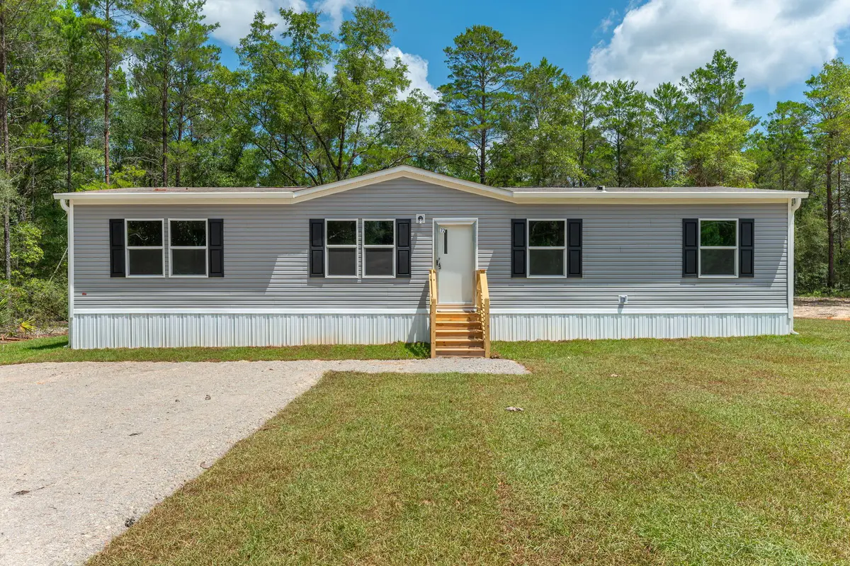 72 W Hyacinth Avenue, Defuniak Springs, FL 32433 - #1