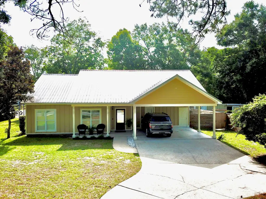 193 Polk Street, Freeport, FL 32439 - #3