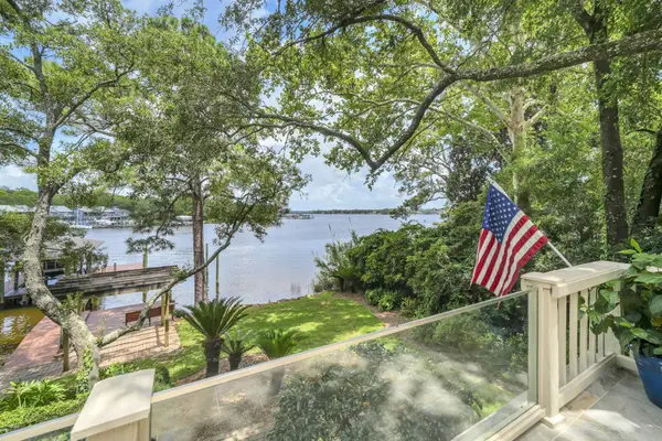 317 Edrehi Drive, Niceville, FL 32578