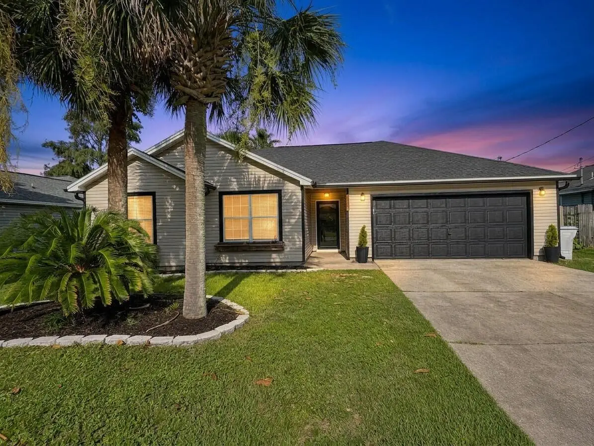 2244 Estate Circle, Navarre, FL 32566 - #1