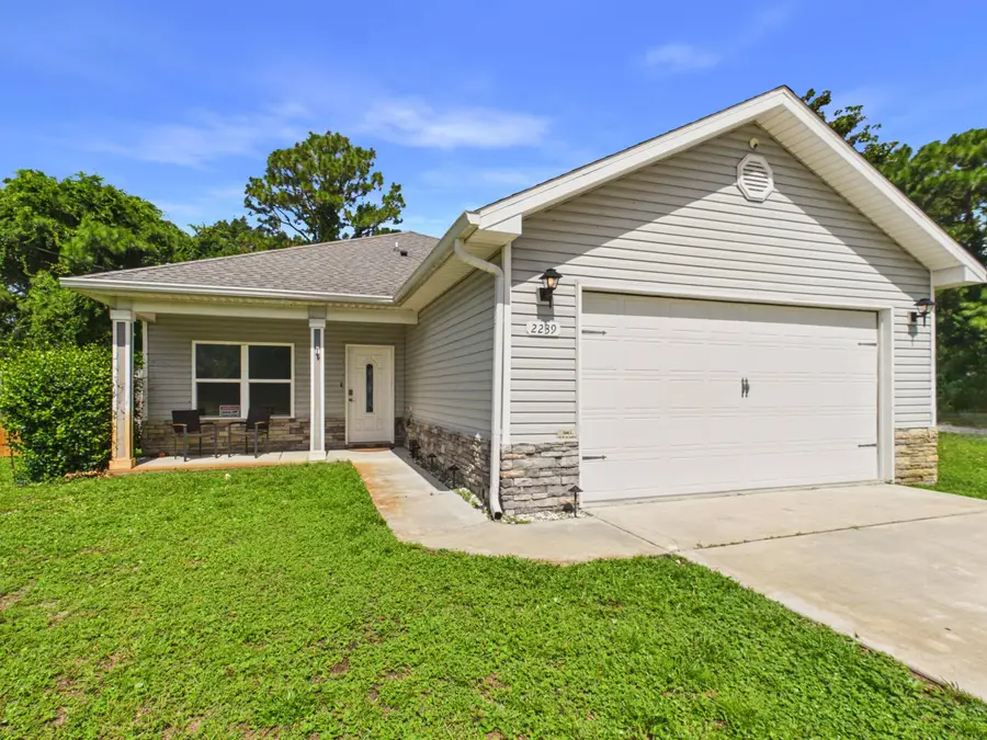 2239 Palo Alto Street, Navarre, FL 32566 - #2
