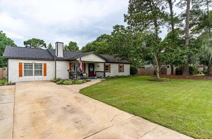 6935 Jasper Street, Navarre, FL 32566 - #2