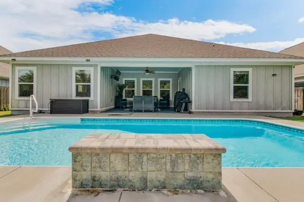 1482 Ballyhoo Drive, Gulf Breeze, FL 32563
