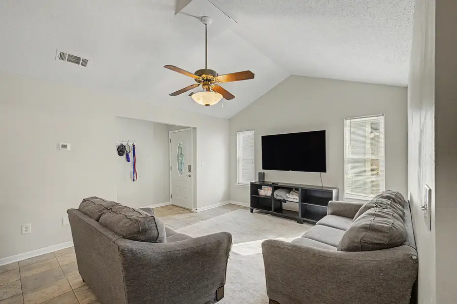 79 Kelly Way, Valparaiso, FL 32580 - #2