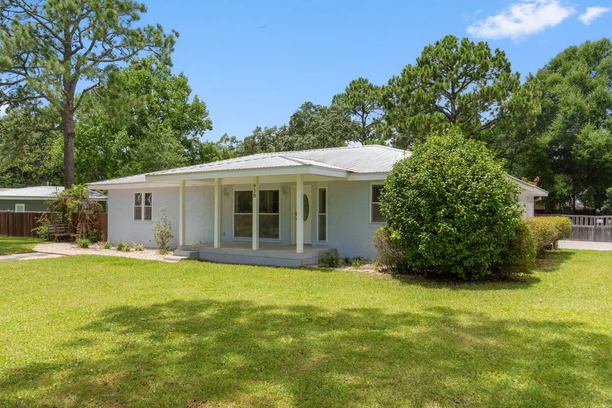 920 NE Beachview Drive, Fort Walton Beach, FL 32547 - #1