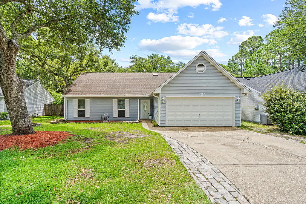 1055 Emerald Lane, Fort Walton Beach, FL 32547 - #1