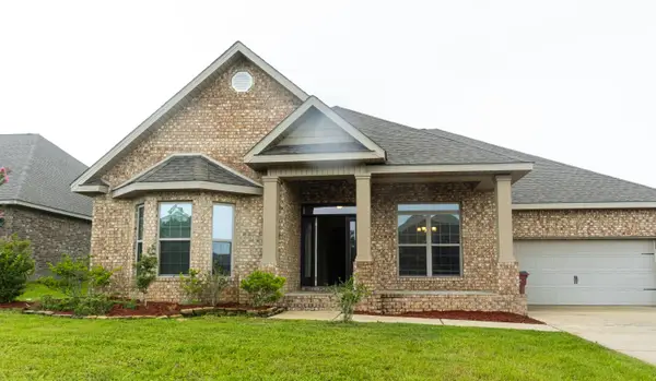 408 Chickadee Street, Crestview, FL 32539