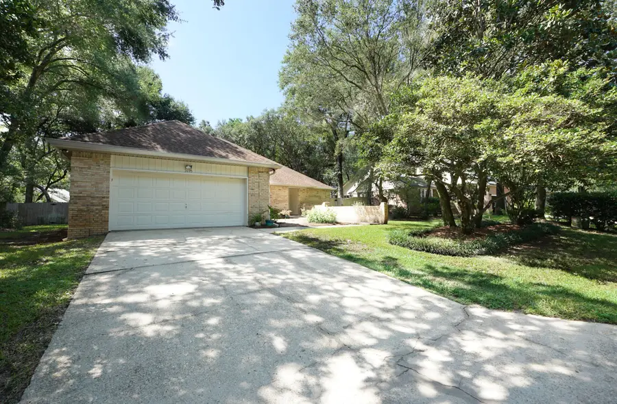 1695 Parkside Circle, Niceville, FL 32578 - #2