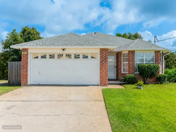 411 Peregrine Court, Mary Esther, FL 32569