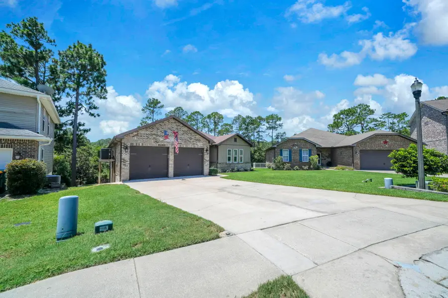 233 Gracie Lane, Niceville, FL 32578 - #3
