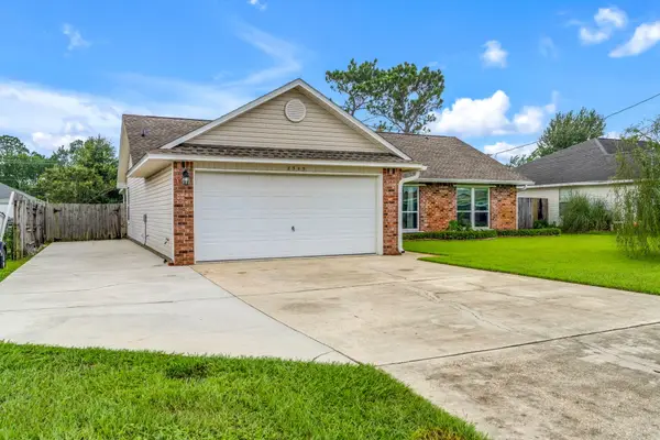 8549 Corbin Court, Navarre, FL 32566