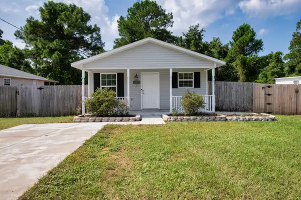 5833 Congress Street, Gulf Breeze, FL 32563