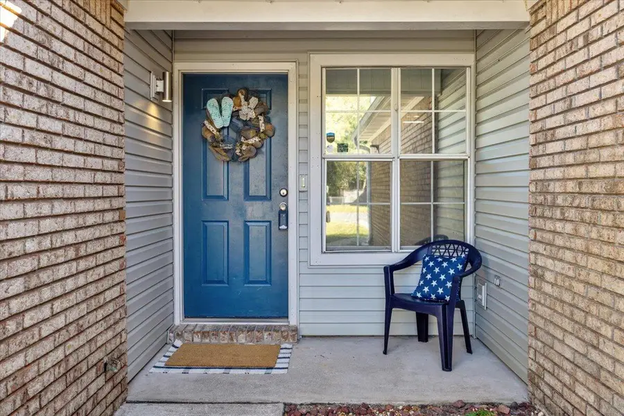 479 Cascabellas Street, Mary Esther, FL 32569 - #2