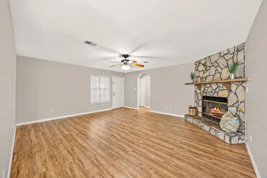 479 Cascabellas Street, Mary Esther, FL 32569 - #3