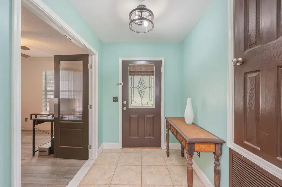 4 Windale Road, Mary Esther, FL 32569 - #3