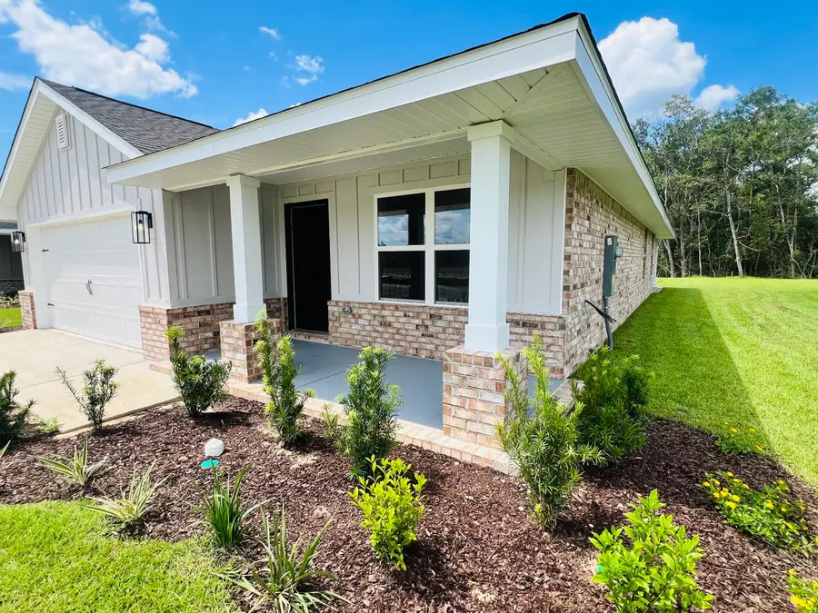 5286 Hidden Pines Circle, Milton, FL 32583 - #3