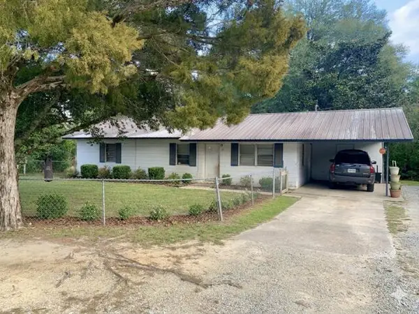 15 Fredrick Drive, DeFuniak Springs, FL 32433