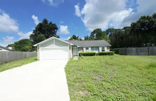 128 Meadow Woods Lane, Niceville, FL 32578