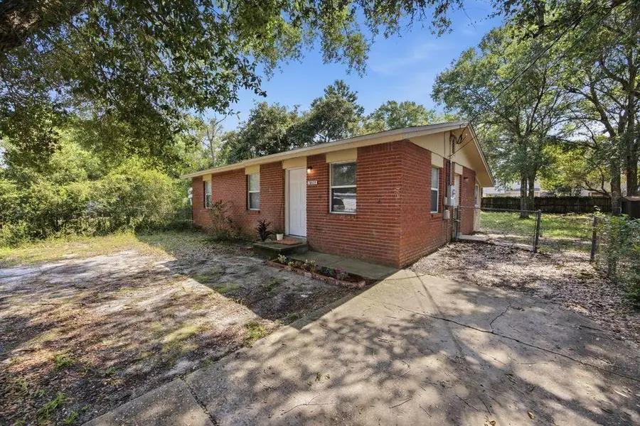 1005 Pinetree Road, Mary Esther, FL 32569 - #2