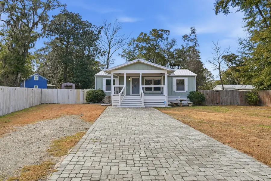 140 Palmetto Avenue, Freeport, FL 32439 - #2