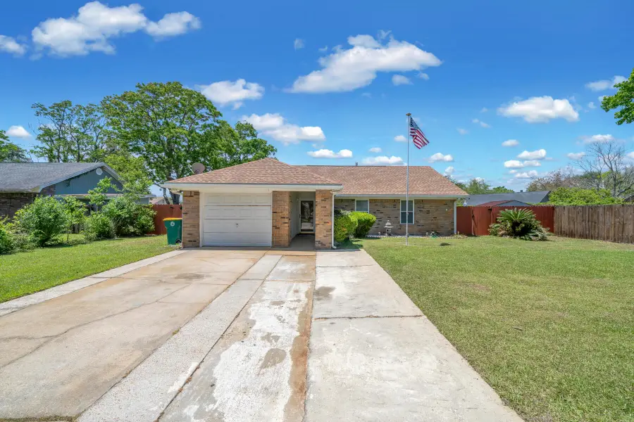 1022 Blvd De La Parisienne, Mary Esther, FL 32569 - #3