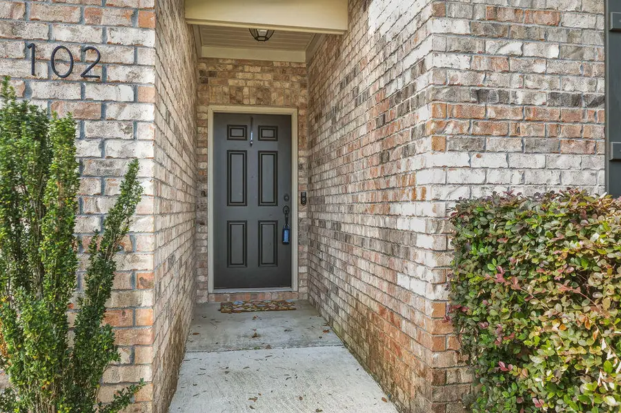 102 Arrowhead Way, Niceville, FL 32578 - #3