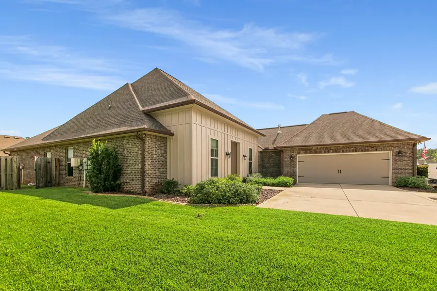 97 Campfire Cove, Freeport, FL 32439 - #2