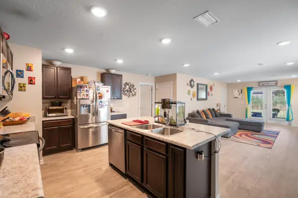 669 Earl Godwin Road, Freeport, FL 32439