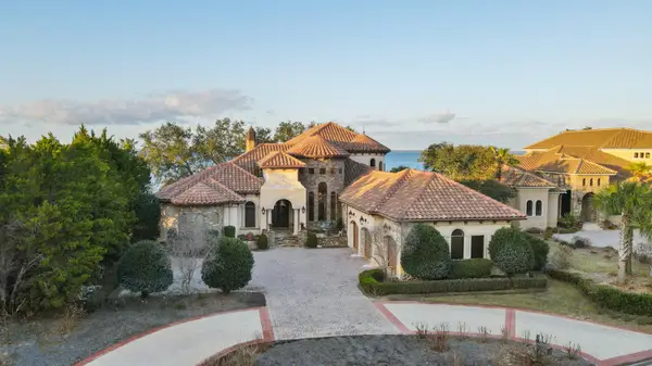 456 Captains Circle, Destin, FL 32541
