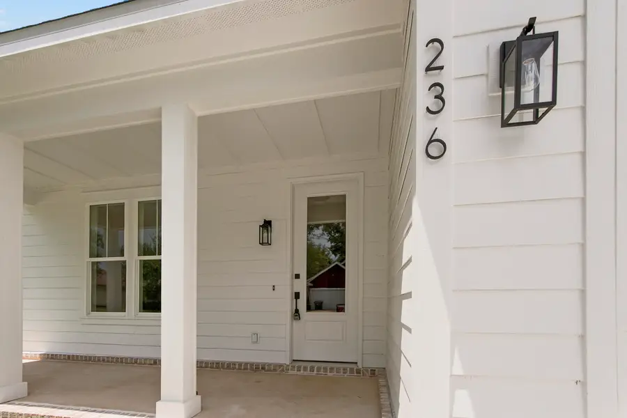 236 N Marsh Landing, Freeport, FL 32439 - #2