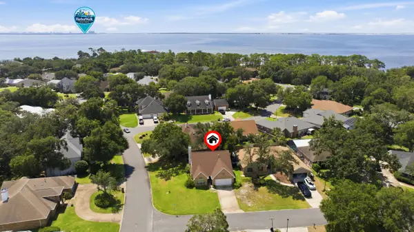 2812 Lee Trevino Court, Shalimar, FL 32579